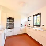 Villa Alilot *